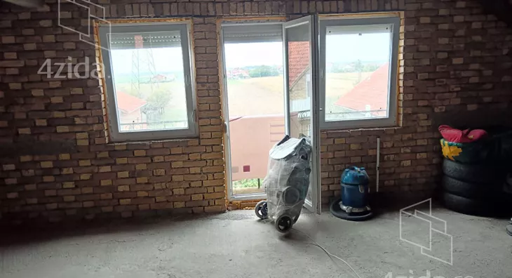 5-etažna kuća | 4zida