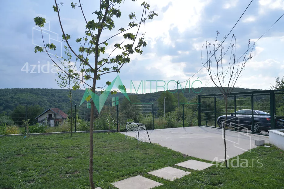 Kuća | 4zida