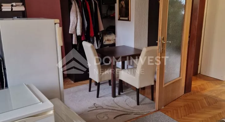 Četvoroiposoban stan | 4zida