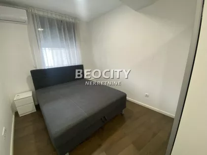 Gospodara Vučića | 4zida.rs