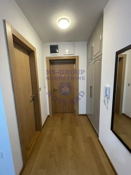 Cara Dušana | 4zida.rs