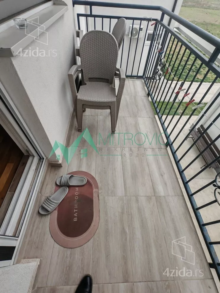 Troiposoban stan | 4zida