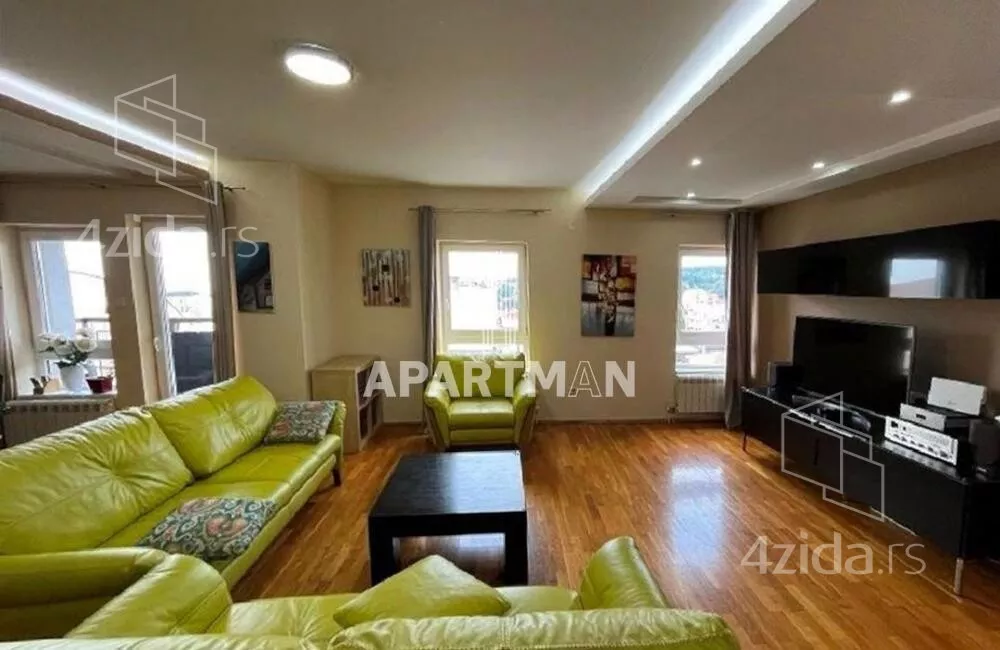 Četvorosoban stan | 4zida