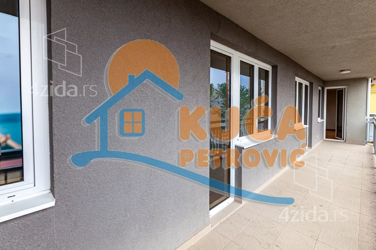 Četvorosoban stan | 4zida