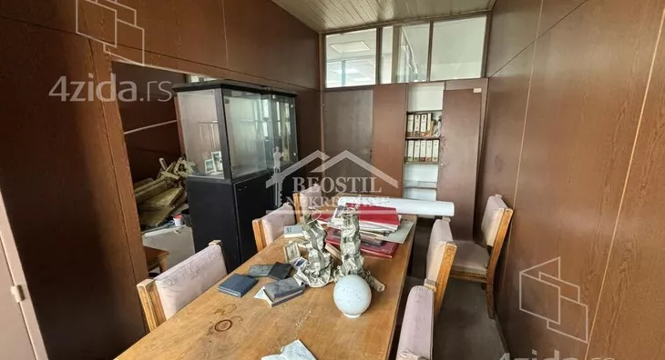 Poslovni prostor | 4zida