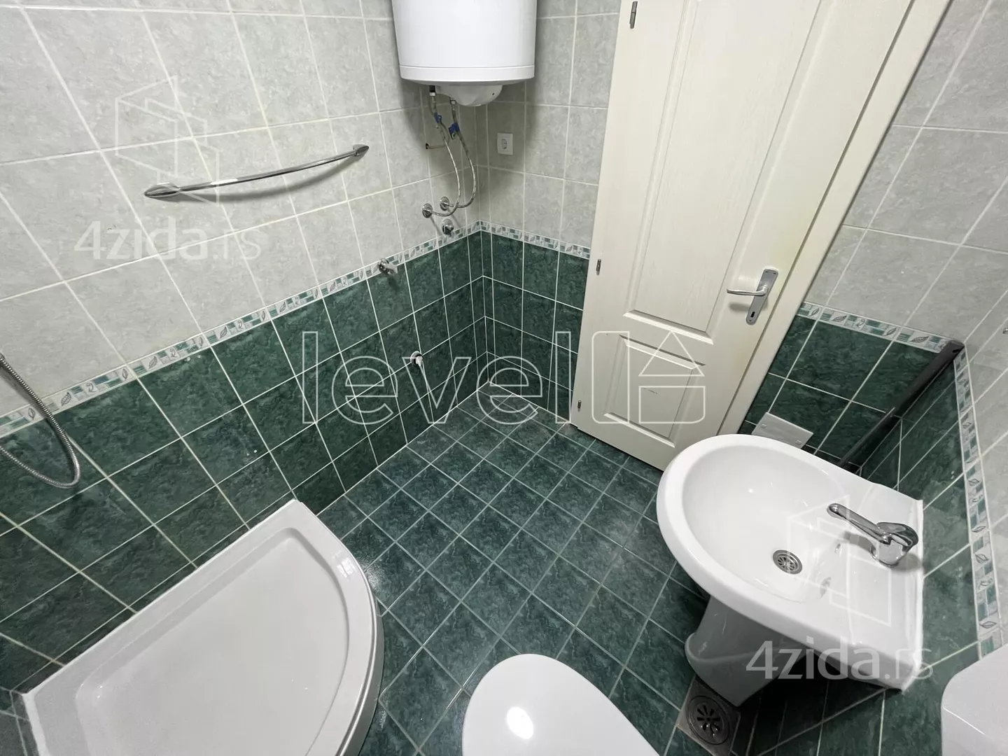 Garsonjera | 4zida