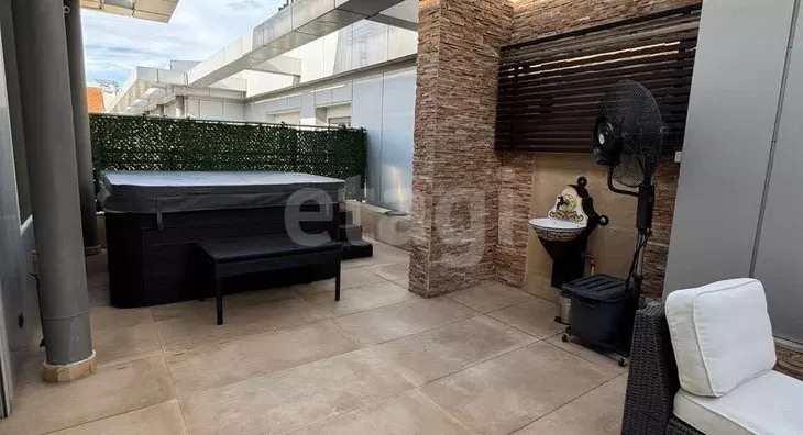 Šestosoban stan | 4zida