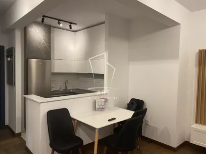 Janisa Janulisa | 4zida.rs