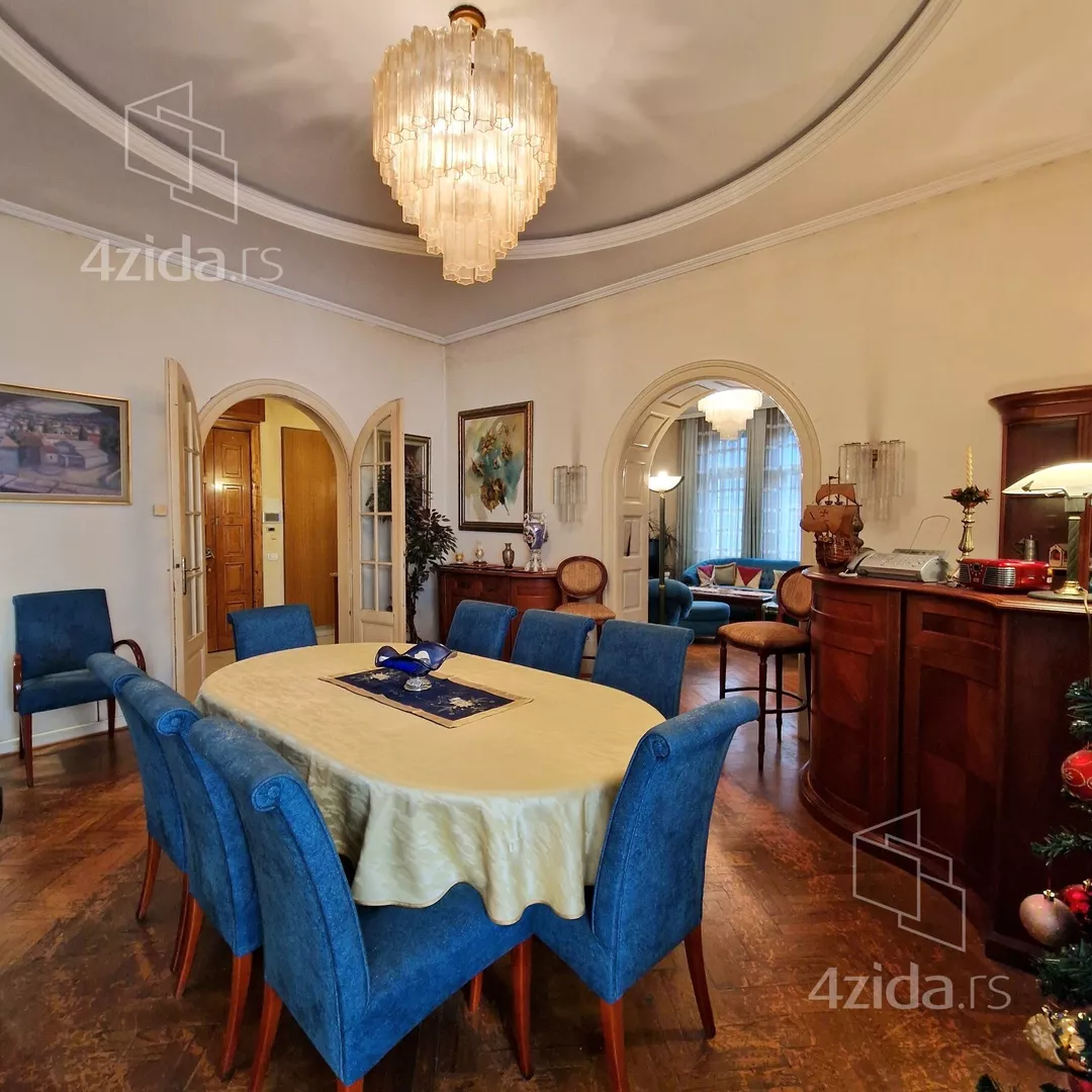 Šestosoban stan | 4zida