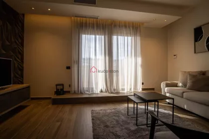 Crveni Krst Vračar | 4zida.rs