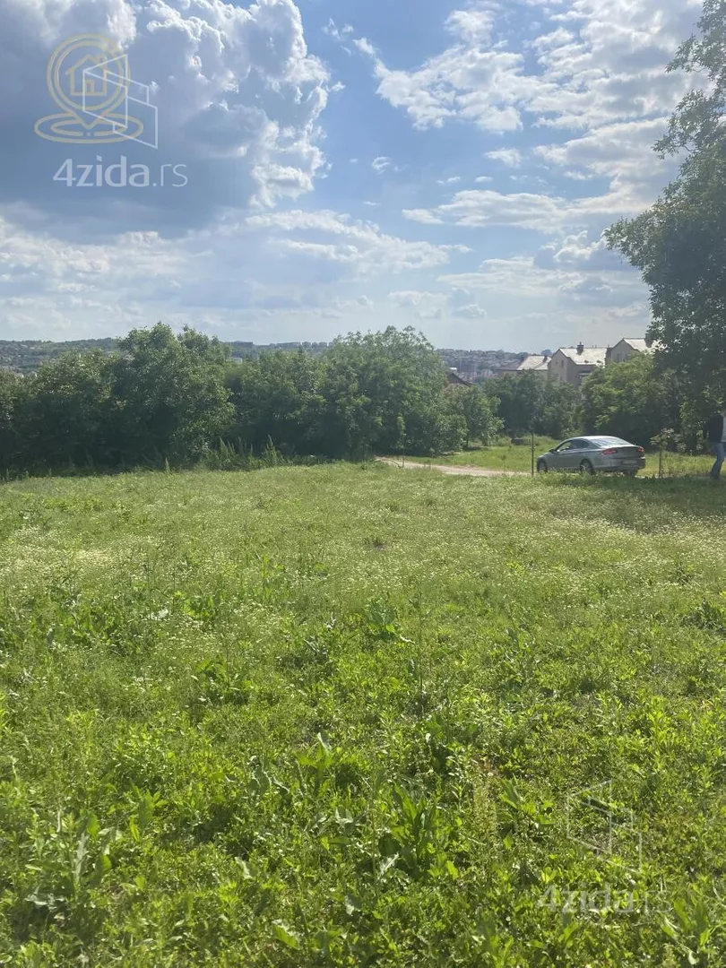 Plac | 4zida