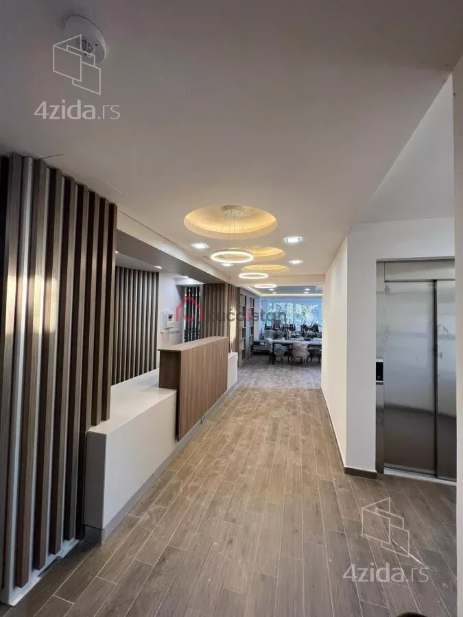Poslovni prostor | 4zida