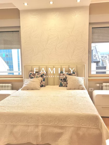 Stari Grad | 4zida.rs