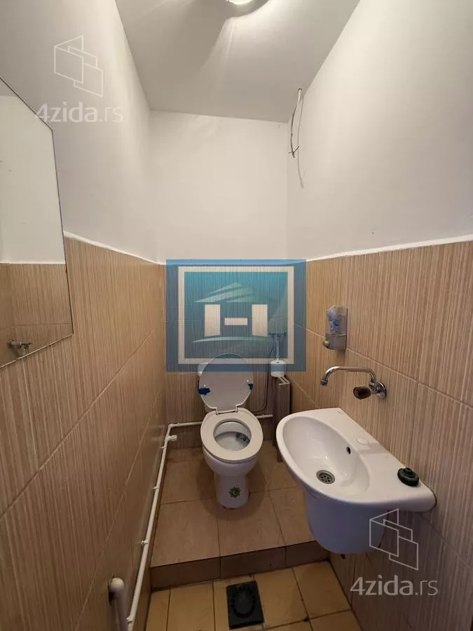 Lokal | 4zida