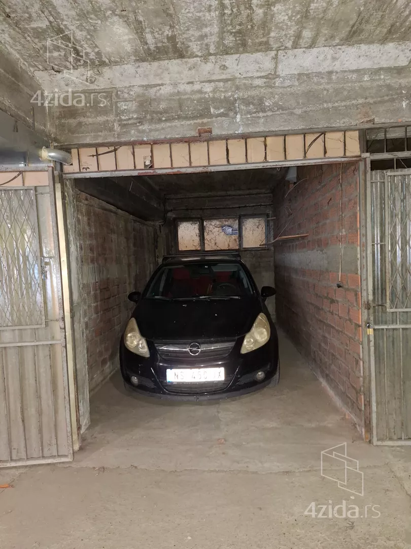 Garaža | 4zida