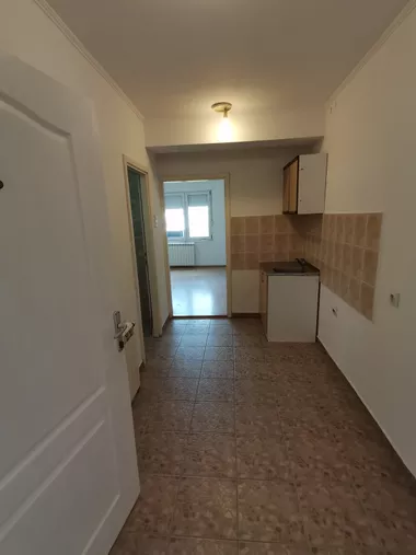 Trg Cara Jovana Nenada