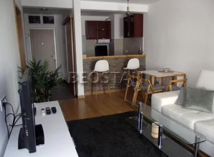 Šumadijska | 4zida.rs