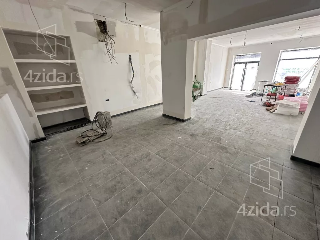 Poslovni prostor | 4zida