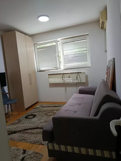 Gospodara Vučića | 4zida.rs
