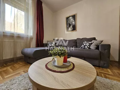 Petra Drapšina | 4zida.rs