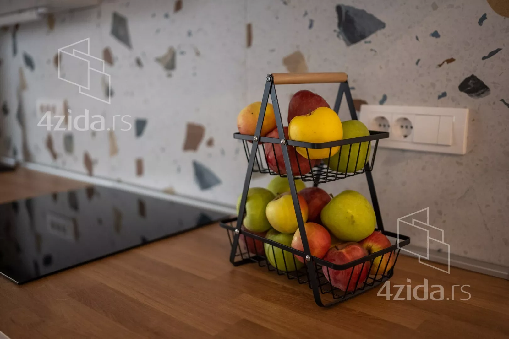 3-etažna kuća | 4zida