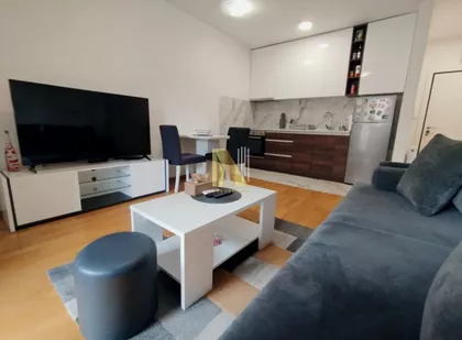 Novo Naselje | 4zida.rs