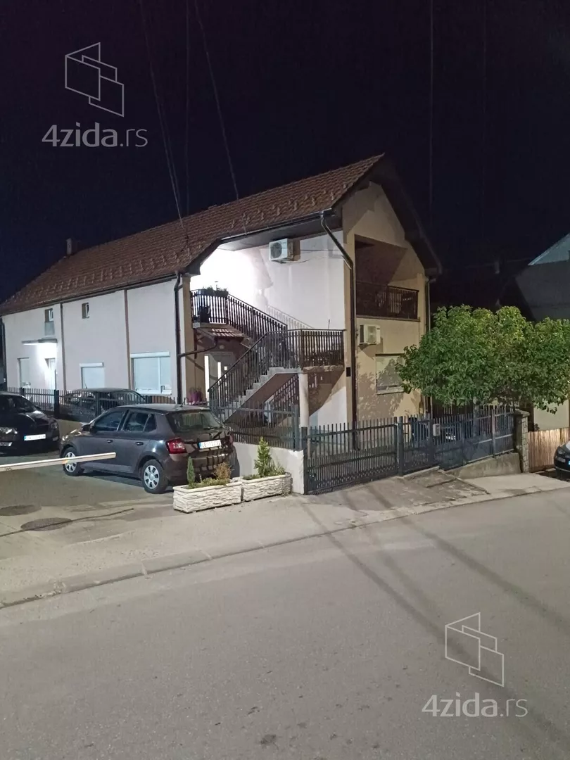 3-etažna kuća | 4zida