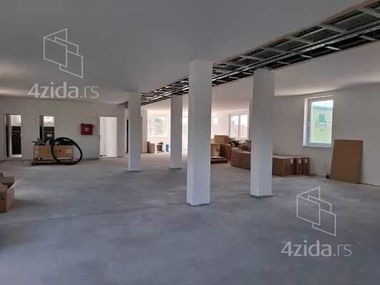 Poslovni prostor | 4zida