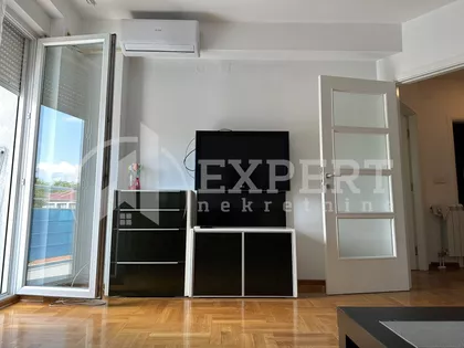 Prvomajska | 4zida.rs