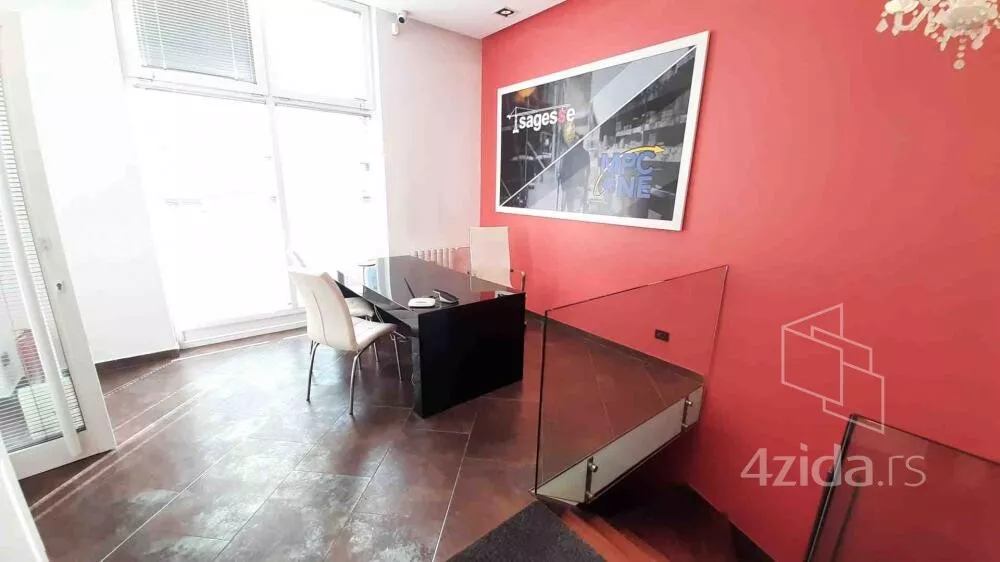 Poslovni prostor | 4zida