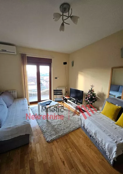 Gradske lokacije | 4zida.rs