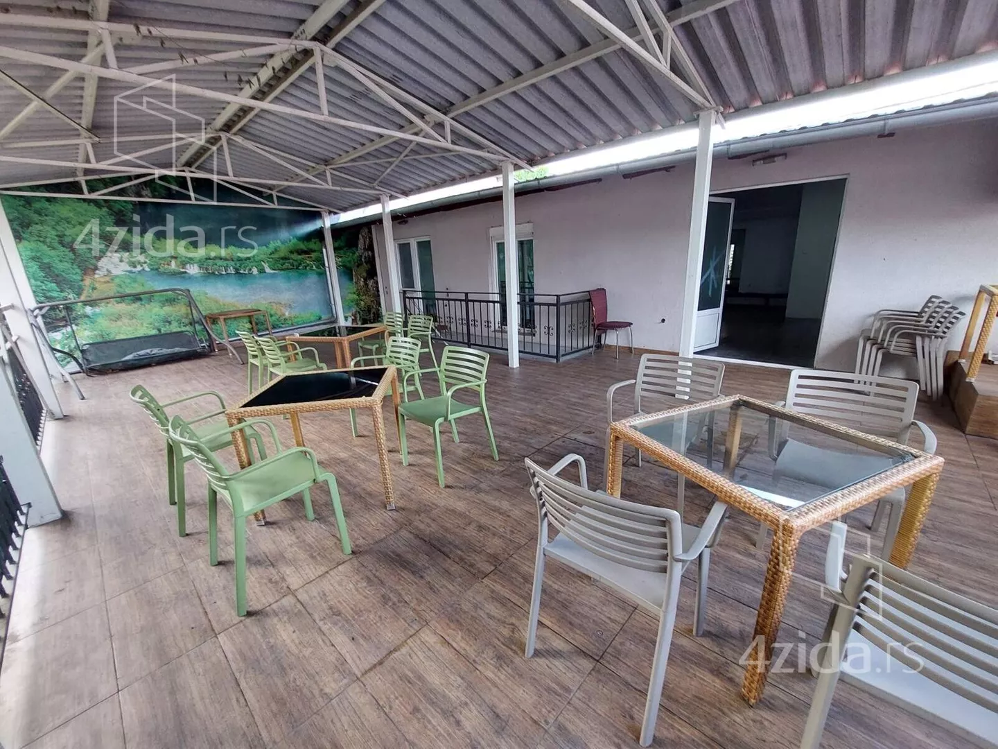 Poslovni prostor | 4zida