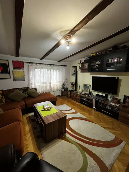 Dr Nika Miljanića | 4zida.rs