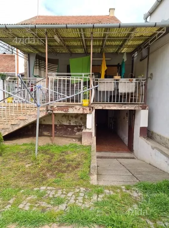 3-etažna kuća | 4zida