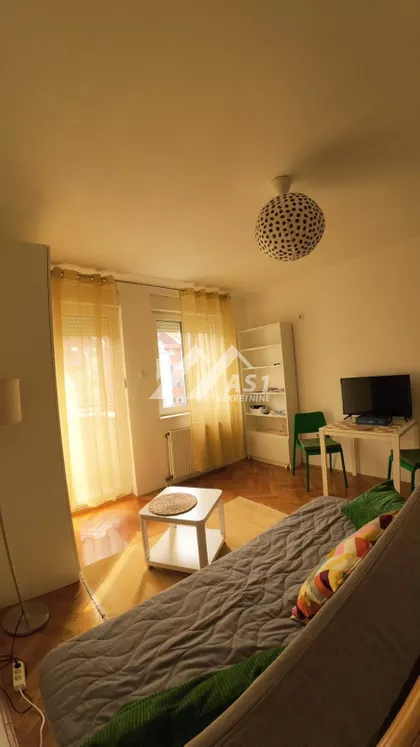 Hadži Ruvimova | 4zida.rs