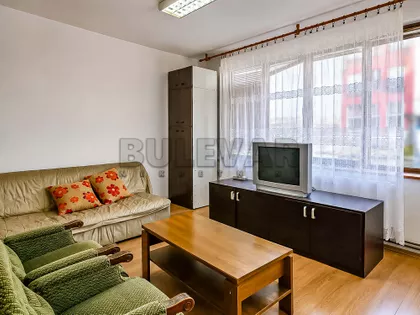 Bulevar 12. februar | 4zida.rs