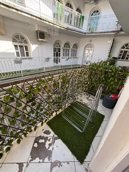 Trg Cara Jovana Nenada 7 | 4zida.rs