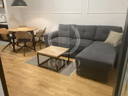 Aranj Janoša | 4zida.rs