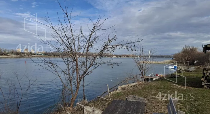 Ugostiteljski objekat | 4zida