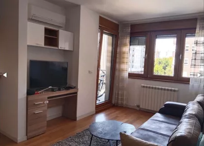 Uroša Martinovića | 4zida.rs