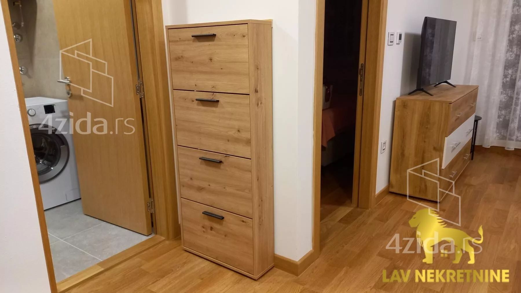 Jednoiposoban stan | 4zida