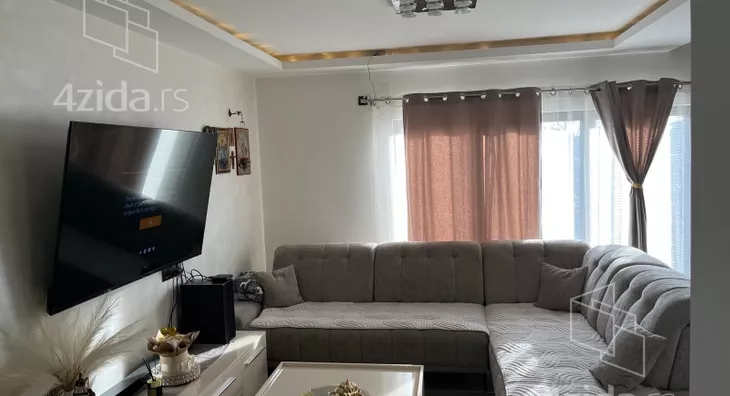 4-etažna kuća | 4zida