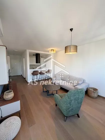 Tašmajdan | 4zida.rs