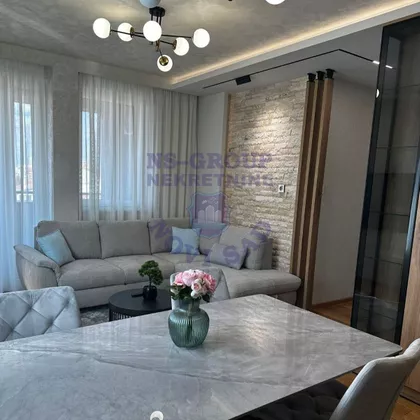 Bulevar Oslobođenja | 4zida.rs