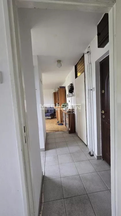 Ustanička | 4zida.rs