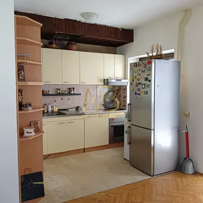 Ratka Mitrovića | 4zida.rs