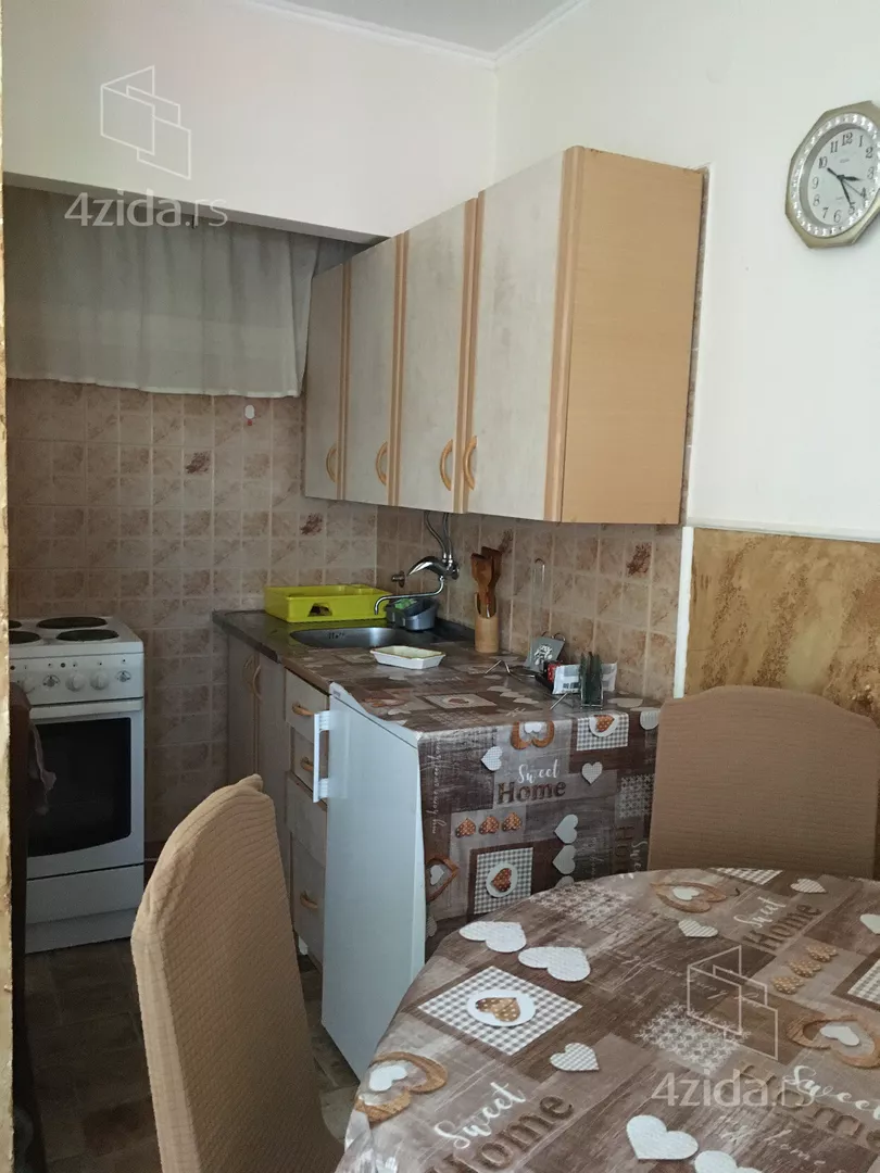 Jednosoban stan | 4zida