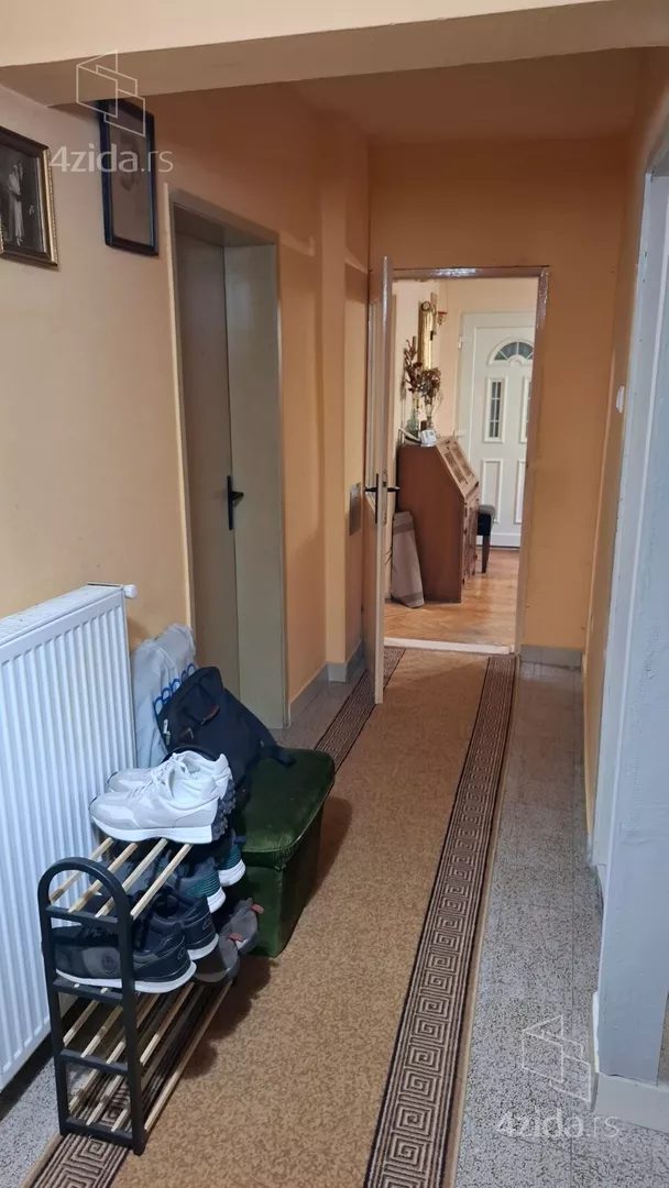 3-etažna kuća | 4zida