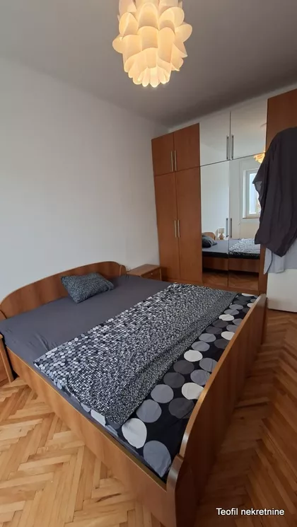 Cetinjska | 4zida.rs