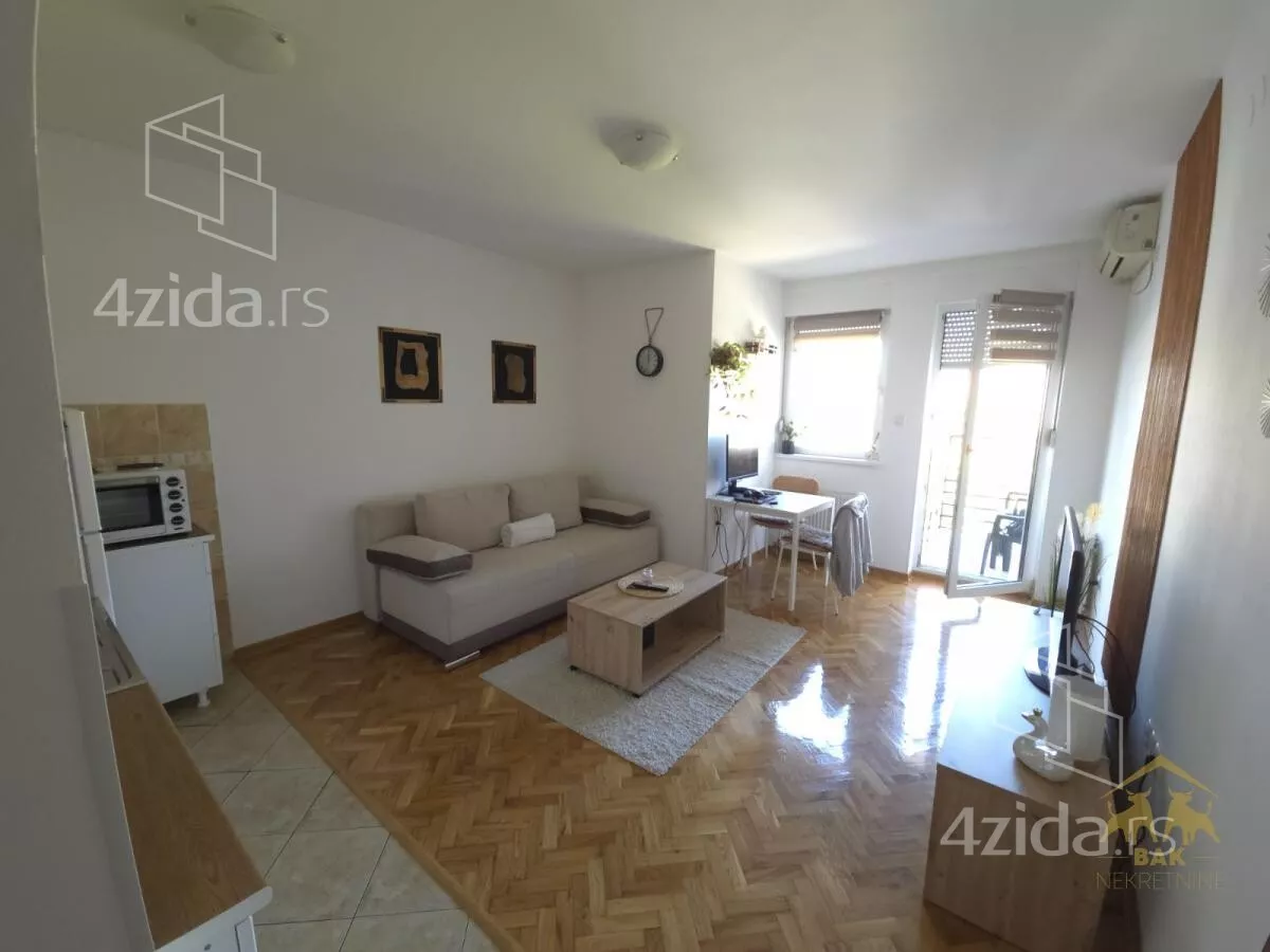 Garsonjera | 4zida